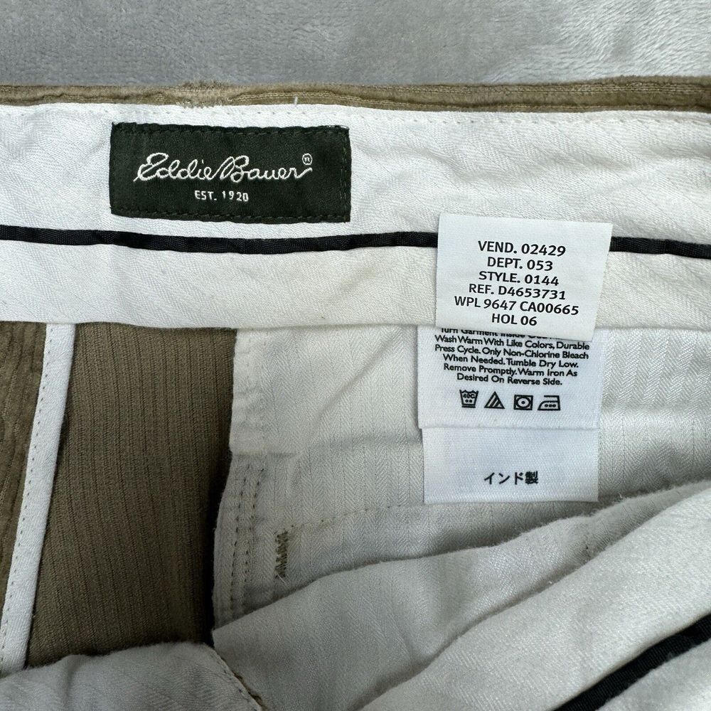 L.L. Bean Mens Elastic Stretch Comfort Waist Corduroy Pants 34x30 Cords Skater - Picture 4 of 8